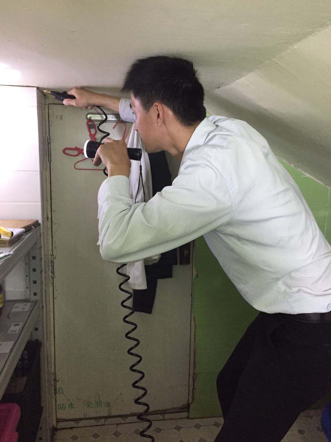 白蟻防治現(xiàn)場